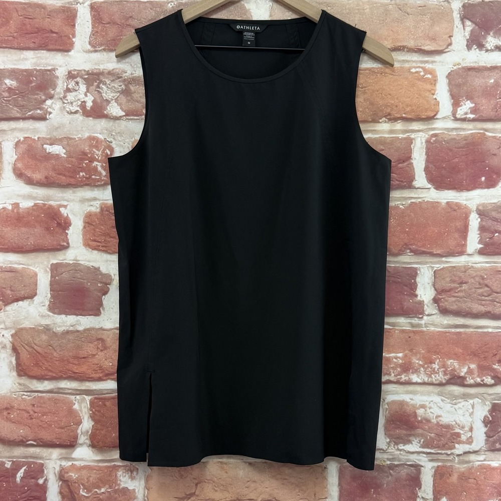 Athleta Top Women's M Plain Black Zephyr Refined Stretchy Gym Workout Tank Shirt
